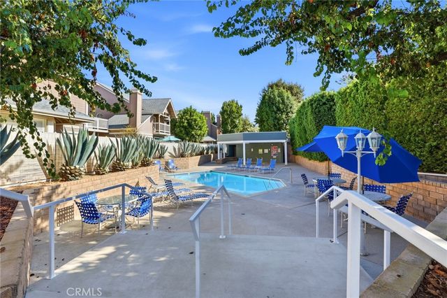 1842 Rory Lane 4, Simi Valley, CA 93063