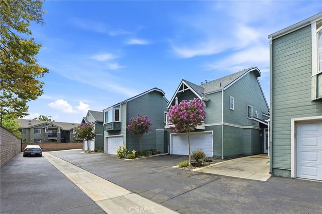 1842 Rory Lane 4, Simi Valley, CA 93063