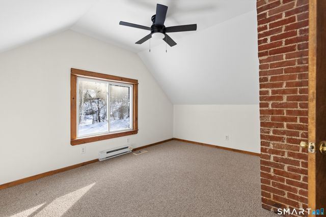 4 Brewer Street, Montville, CT 06382