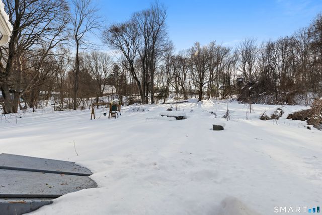 4 Brewer Street, Montville, CT 06382