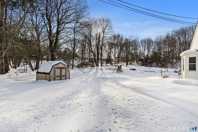 4 Brewer Street, Montville, CT 06382