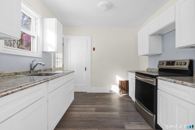 4 Brewer Street, Montville, CT 06382