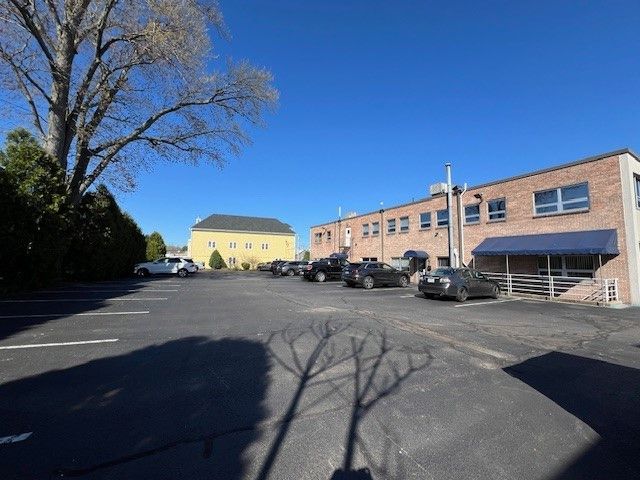 655 Main Street, East Greenwich, RI 02818