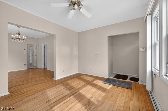 135 Liberty St, Linden City, NJ 07036