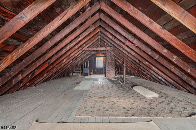 135 Liberty St, Linden City, NJ 07036