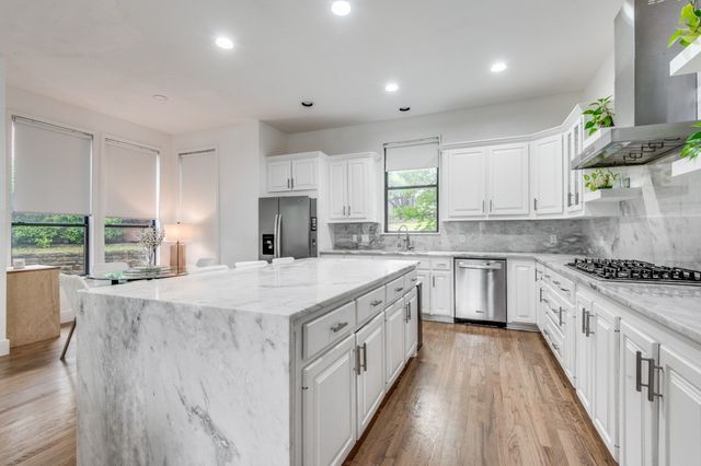 1604 Driskill Drive, Irving, TX 75038