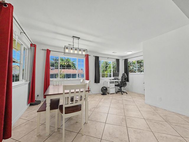 3808 Candelaria Road NE, Albuquerque, NM 87110