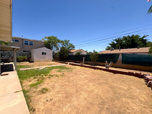 3808 Candelaria Road NE, Albuquerque, NM 87110