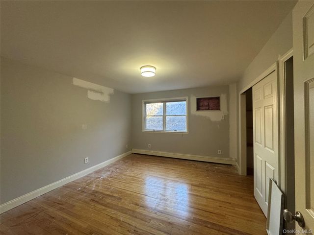 1112 Mile Square Road, Yonkers, NY 10704