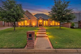 6205 Skylark Circle, North Richland Hills, TX 76180