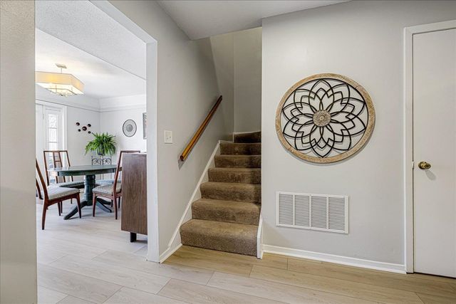 6621 Poplar Woods Cir S Apt 5, Germantown, TN 38138