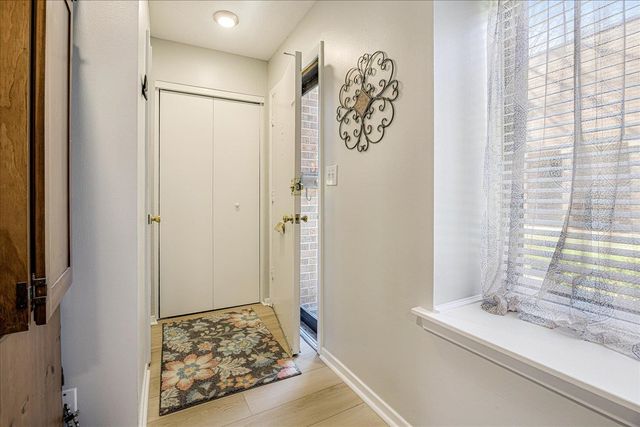 6621 Poplar Woods Cir S Apt 5, Germantown, TN 38138