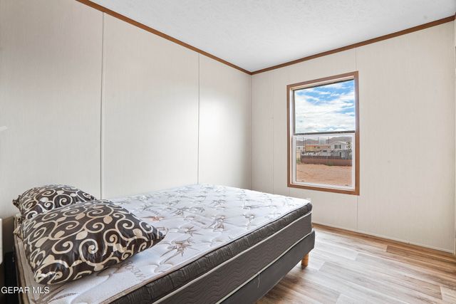 742 Canfield Drive, Horizon City, TX 79928