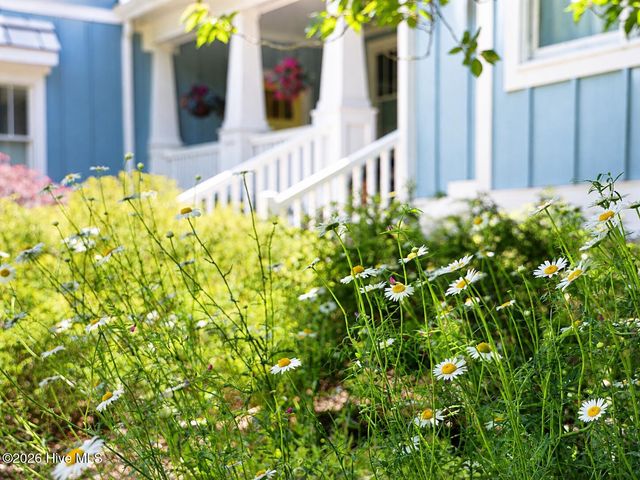 104 Grey Moss Court, Hampstead, NC 28443
