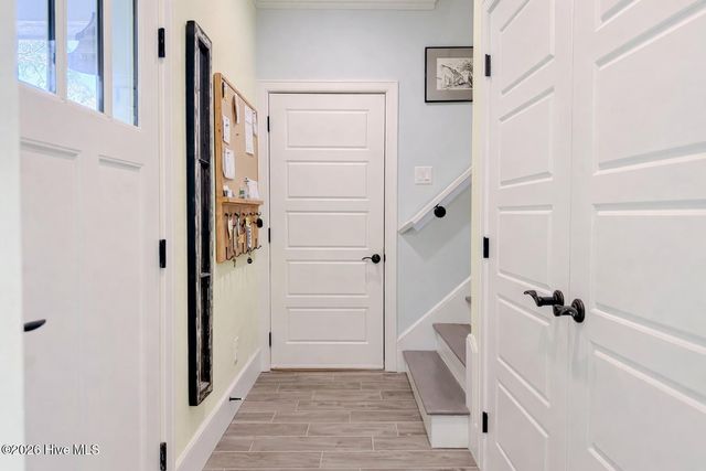 104 Grey Moss Court, Hampstead, NC 28443