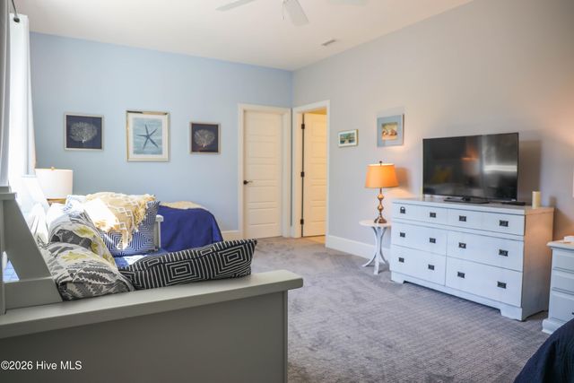 104 Grey Moss Court, Hampstead, NC 28443