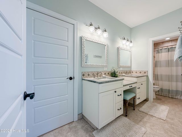 104 Grey Moss Court, Hampstead, NC 28443