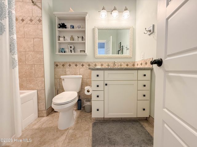 104 Grey Moss Court, Hampstead, NC 28443