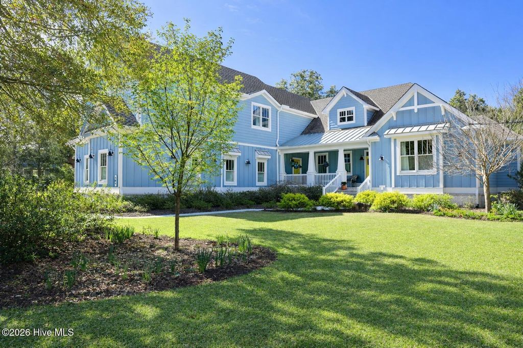 104 Grey Moss Court, Hampstead, NC 28443