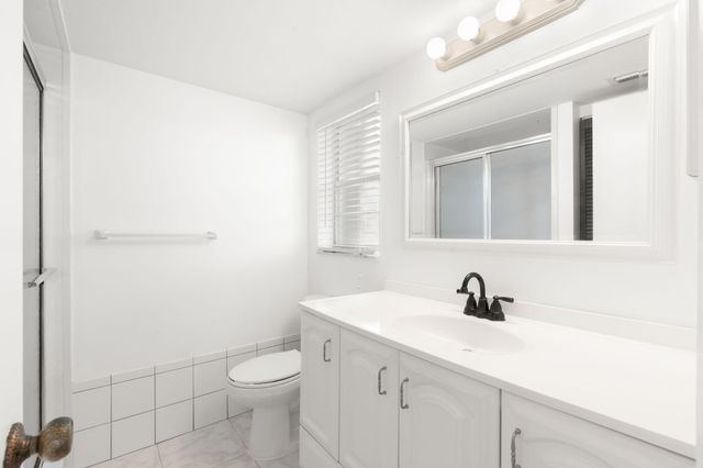 2455 NW 89th Drive 201, Coral Springs, FL 33065