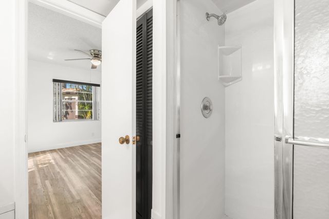2455 NW 89th Drive 201, Coral Springs, FL 33065