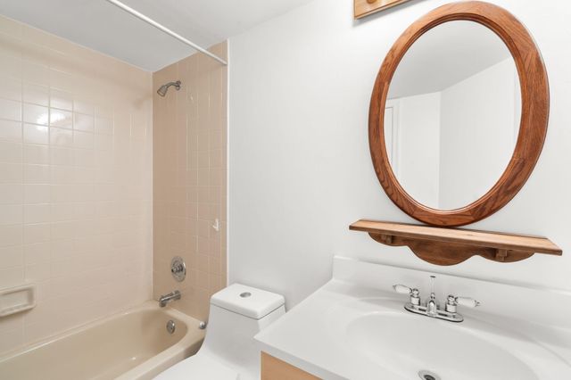 2455 NW 89th Drive 201, Coral Springs, FL 33065