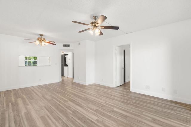 2455 NW 89th Drive 201, Coral Springs, FL 33065