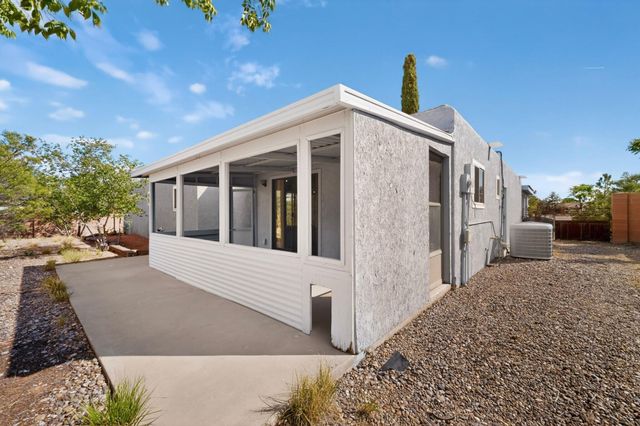 4709 El Fresno Court SE, Rio Rancho, NM 87124