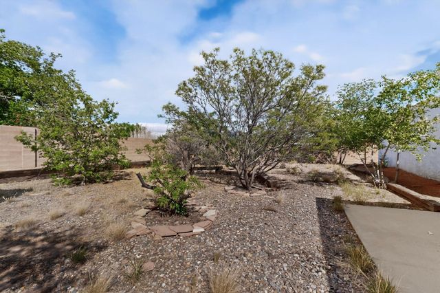 4709 El Fresno Court SE, Rio Rancho, NM 87124