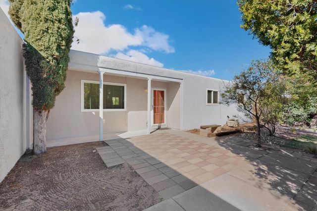 4709 El Fresno Court SE, Rio Rancho, NM 87124