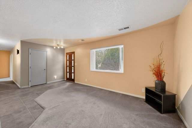 4709 El Fresno Court SE, Rio Rancho, NM 87124