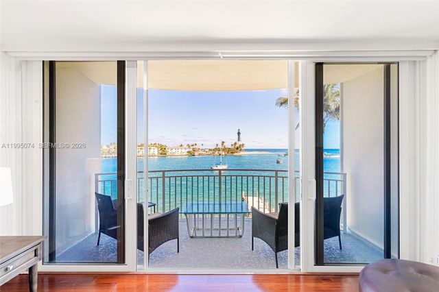 2508 Bay Dr 307, Pompano Beach, FL 33062