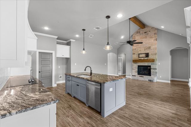8016 County Road 1006, Godley, TX 76044
