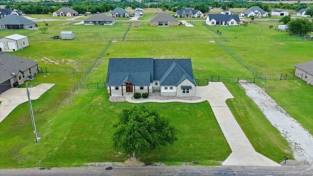 8016 County Road 1006, Godley, TX 76044