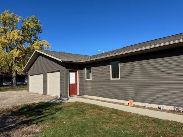 1175 Front Street, Staples Twp, MN 56479