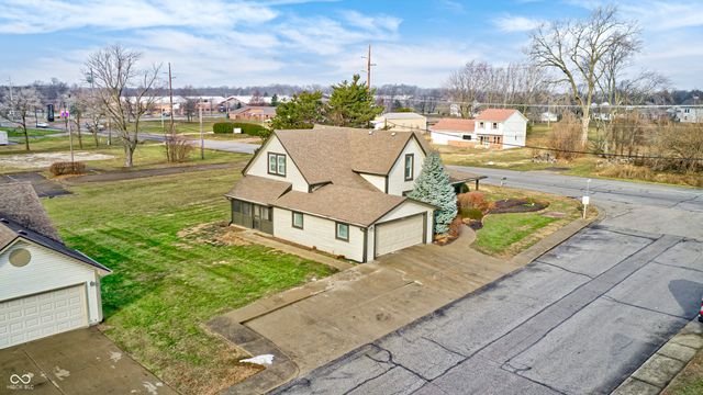 2051 Woodberry Drive, Danville, IN 46122