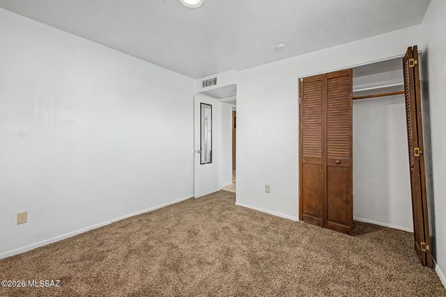 138 W District Street, Tucson, AZ 85714