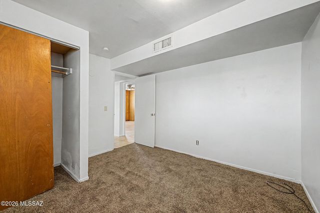 138 W District Street, Tucson, AZ 85714