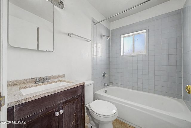 138 W District Street, Tucson, AZ 85714