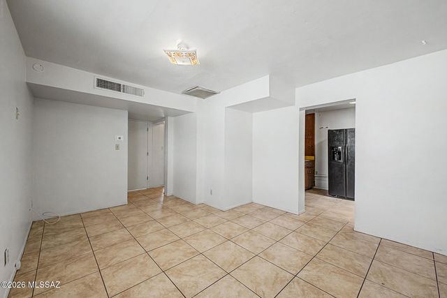 138 W District Street, Tucson, AZ 85714