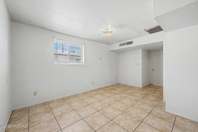 138 W District Street, Tucson, AZ 85714