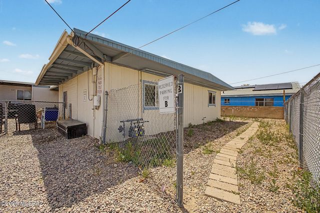 138 W District Street, Tucson, AZ 85714
