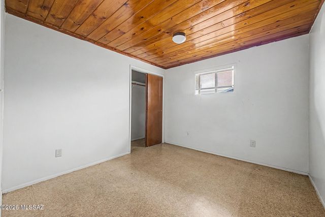 138 W District Street, Tucson, AZ 85714