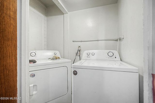 138 W District Street, Tucson, AZ 85714
