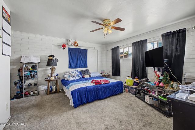 138 W District Street, Tucson, AZ 85714