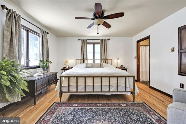 337 BERRY MOUNTAIN RD, Millersburg, PA 17061