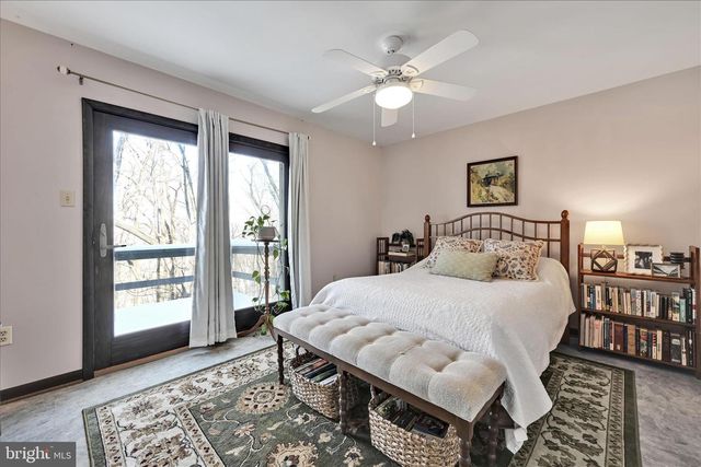 337 BERRY MOUNTAIN RD, Millersburg, PA 17061