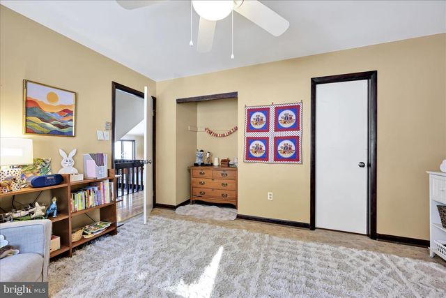 337 BERRY MOUNTAIN RD, Millersburg, PA 17061