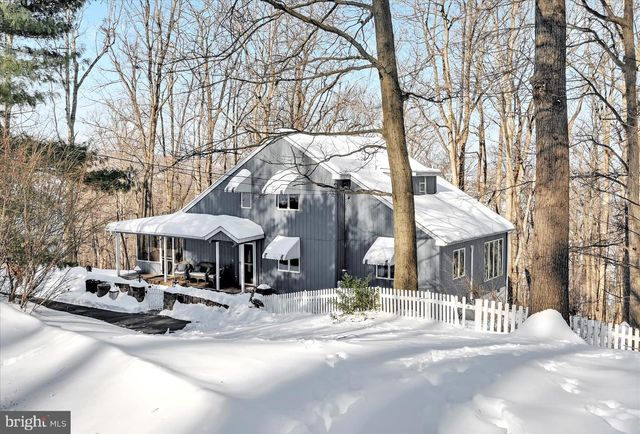 337 BERRY MOUNTAIN RD, Millersburg, PA 17061