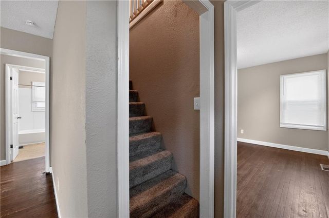 4342 LISTER Avenue, Kansas City, MO 64130